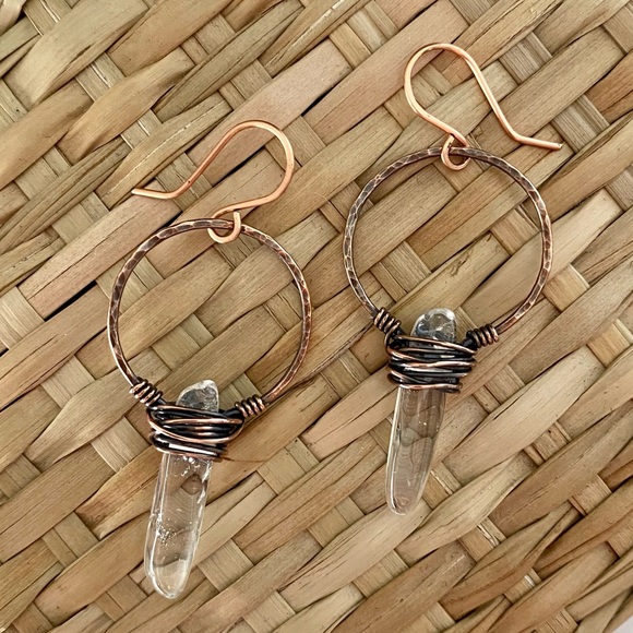 Handcrafted Clear Quartz Hammered Copper Dangle Hoop Earrings - Picture 4 of 4